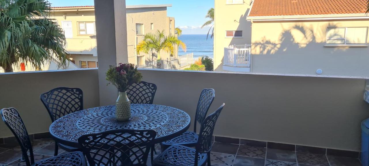 Aride 4 Awesome View Of Uvongo Main Swimming Beach From Communal Braai Area Leilighet Margate Eksteriør bilde