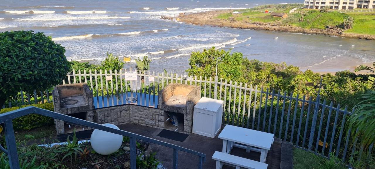 Aride 4 Awesome View Of Uvongo Main Swimming Beach From Communal Braai Area Leilighet Margate Eksteriør bilde